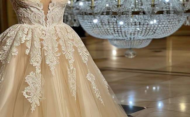 Discover beauty of sheer fabric: Types, uses & trends 2025
